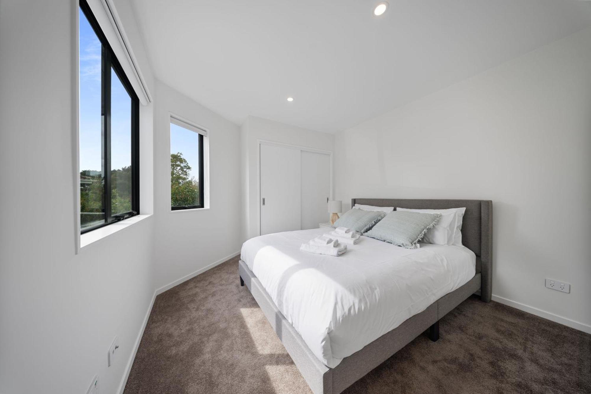 West Harbour Modern 4-Bedroom Retreat Auckland Ngoại thất bức ảnh