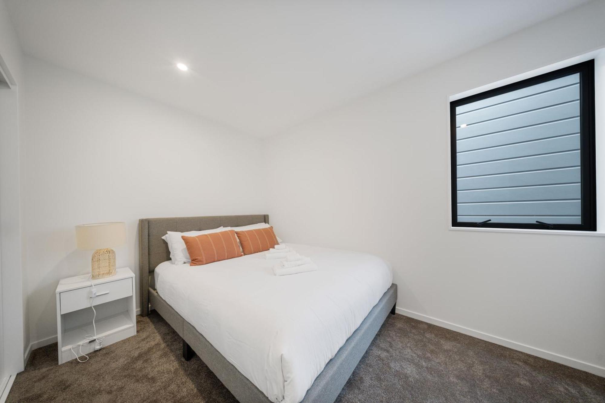 West Harbour Modern 4-Bedroom Retreat Auckland Ngoại thất bức ảnh