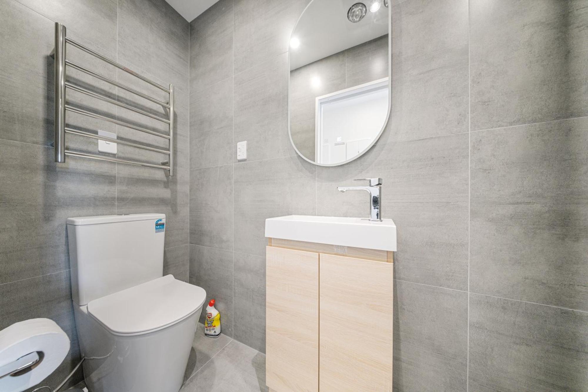 West Harbour Modern 4-Bedroom Retreat Auckland Ngoại thất bức ảnh