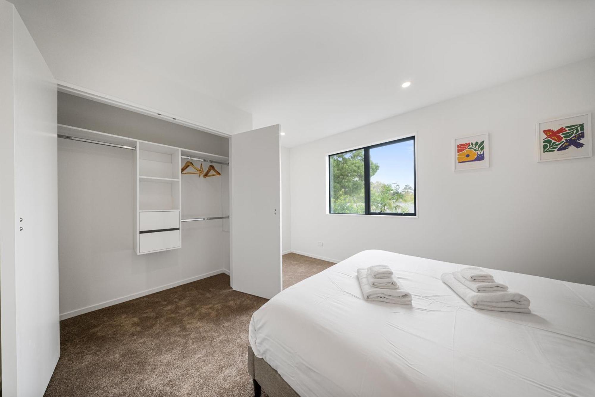 West Harbour Modern 4-Bedroom Retreat Auckland Ngoại thất bức ảnh